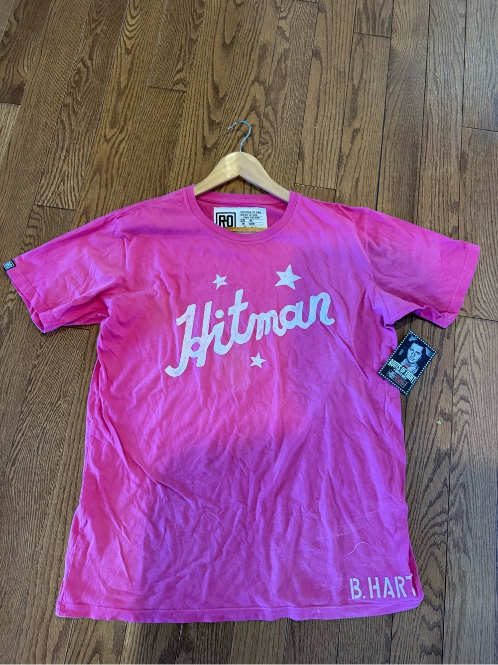 WWE RARE Bret Hart Hitman Pink Short Sleeve T-Shirt Size XL